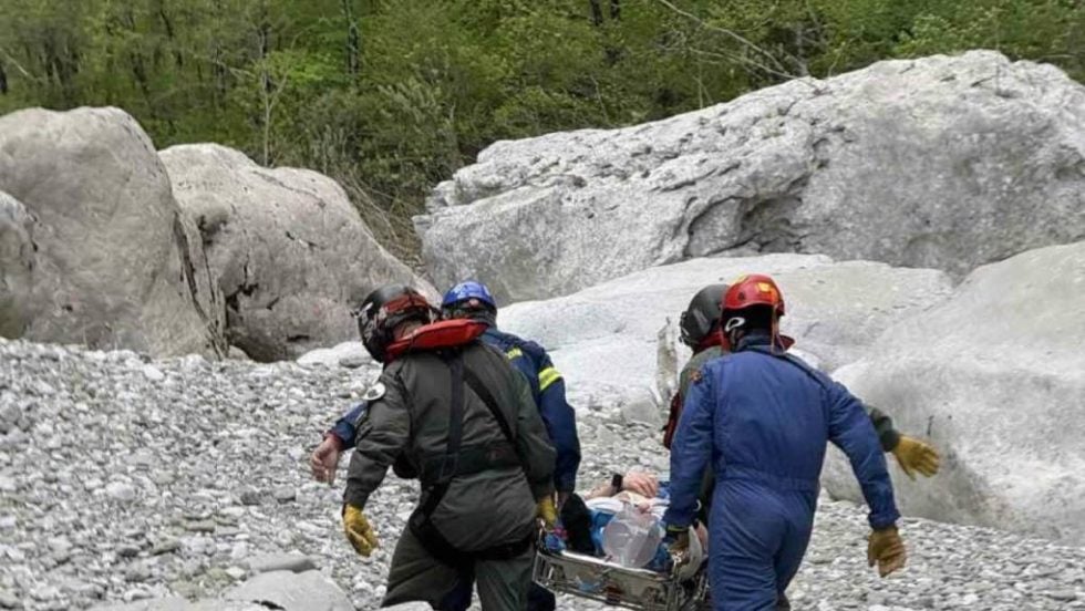 Επιχείρηση διάσωσης τραυματισμένης γυναίκας στο Φαράγγι του Βίκου